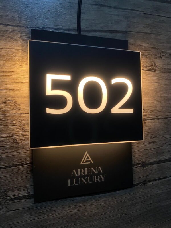 Işıklı Otel Kapı Numarası 13